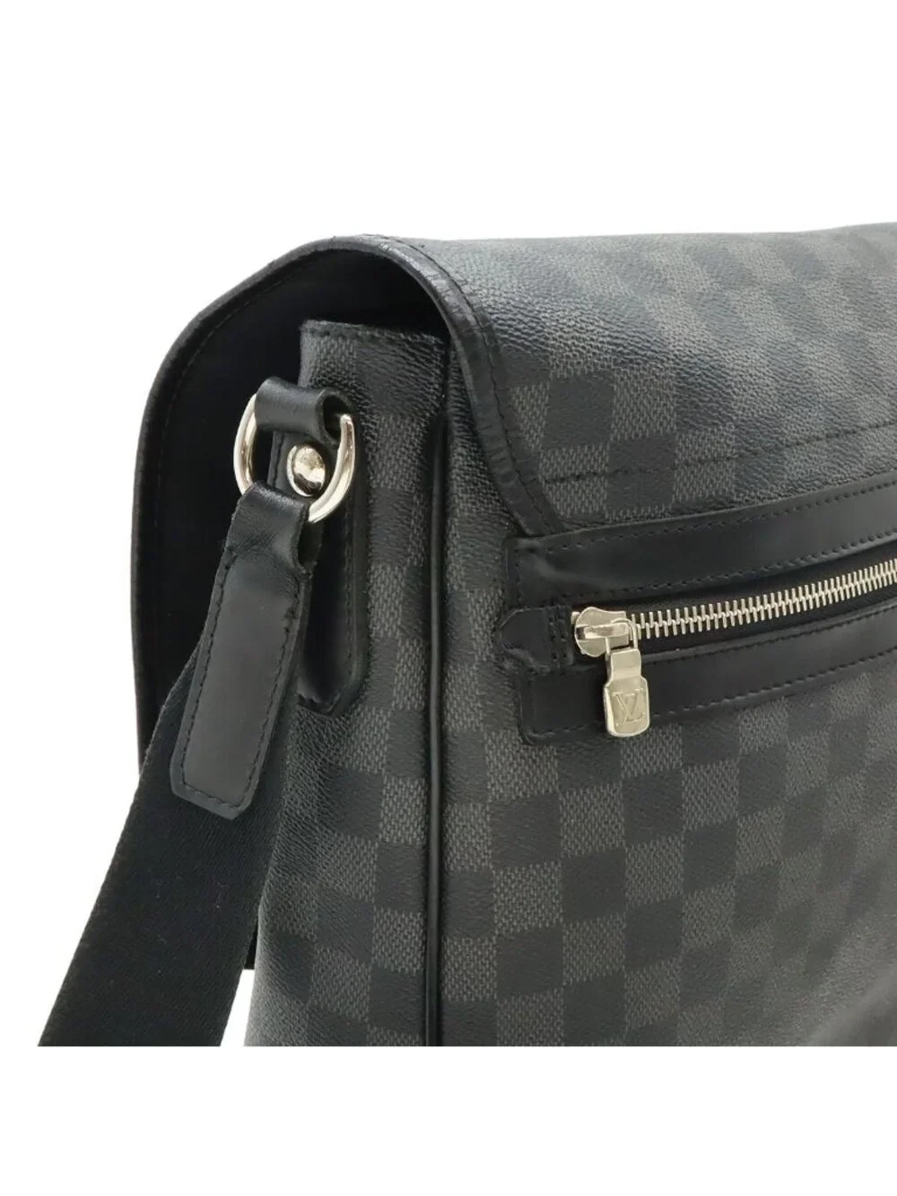 Louis Vuitton Damier Graphite Daniel GM Messenger